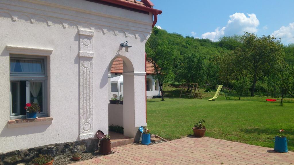 Готель Bakta Haz Egerbakta Екстер'єр фото